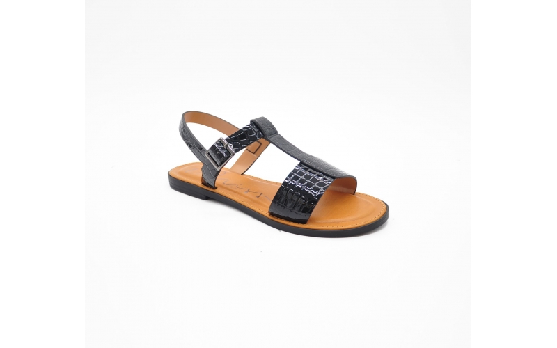 008-F131 Black