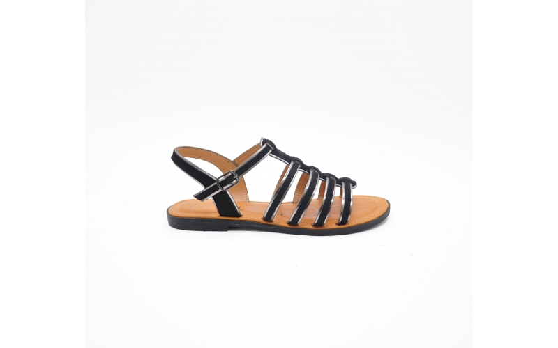 008-F133 Black