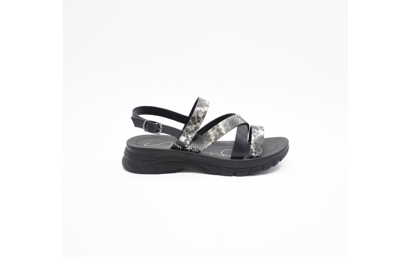 5386-F8 Black