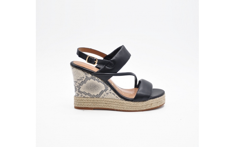 2112-F1 Black