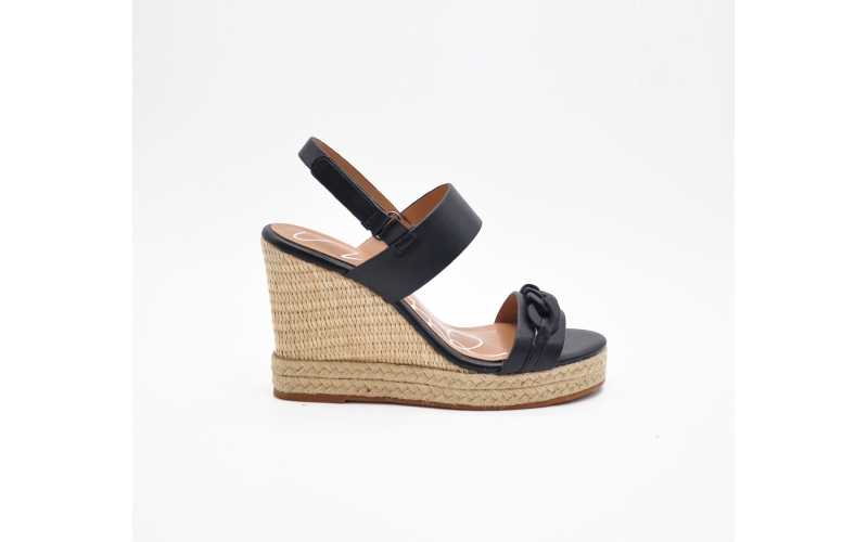 2112-F6 Black
