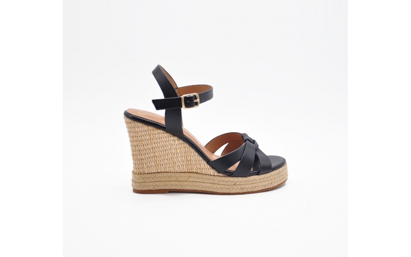 2112-F7 Black