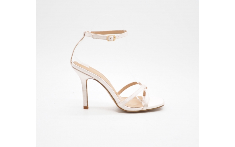 3493A-F35 White