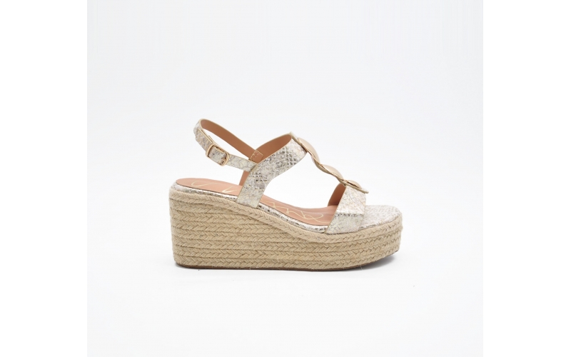 3679-Z27 White