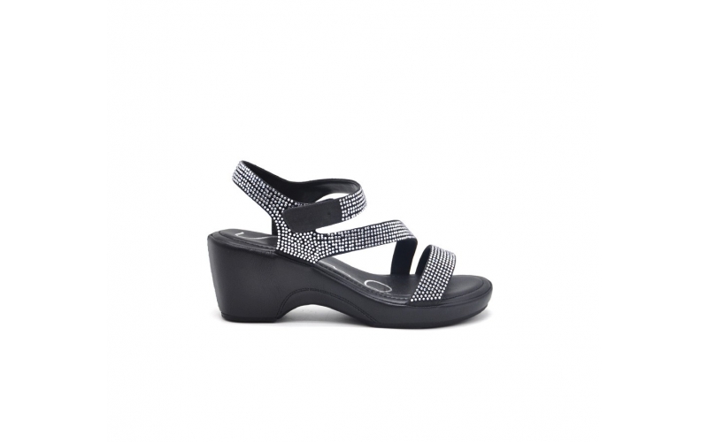 H0082-F5 Black