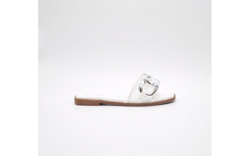 3709-F32 White