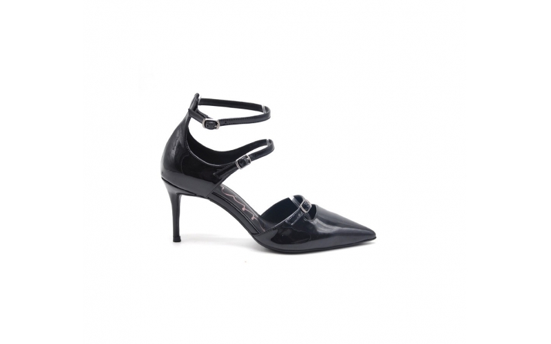 1449-F19 Black